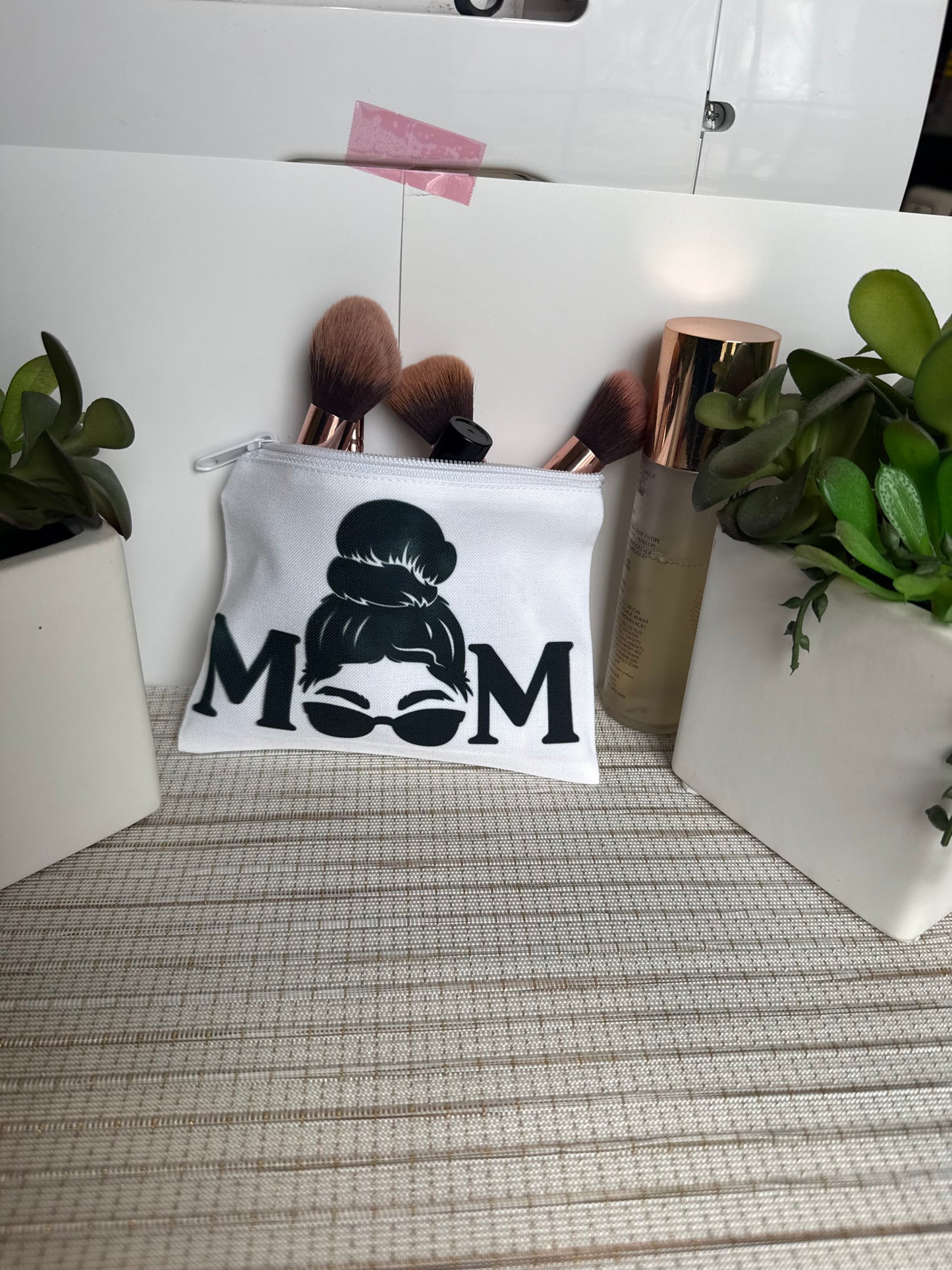 Stylish Mom Bun Makeup Bag